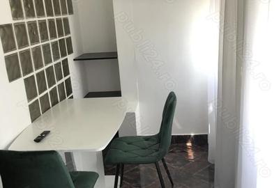 Apartament cu 2 camere decomandat în Aurel Vlaicu - 1