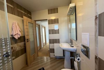 Oportunitate rara, super pret! Vanzare Casa P+1+M - Targoviste, Centru Vechi. - 17