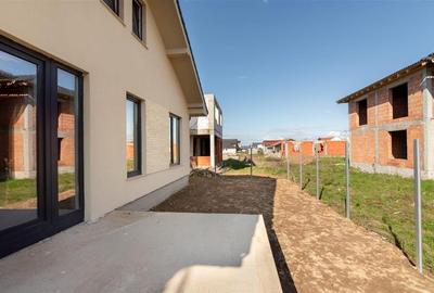 RECO. CASA CU MANSARDA , CIHEI . - 8