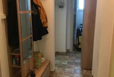 Apartament 2 camere, decomandat, 55 mp, centrala proprie, metrou, 1 Mai - 7