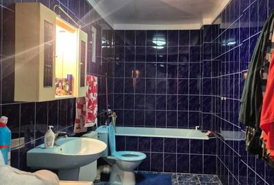Casă cu 4 camere în Central - 1
