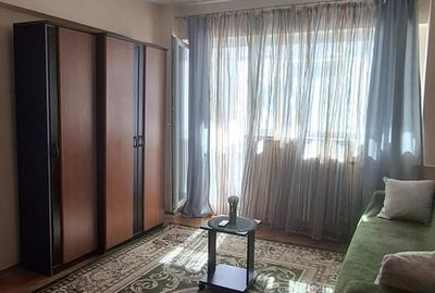 Mihail Kogalniceanu langa Petrom! - 2
