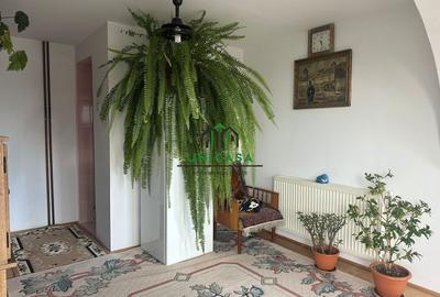 Casă individuală cu 8 camere cu Teren 250 Mp în Cetățuia - 8
