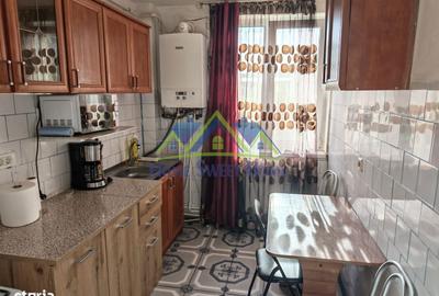 Apartament cu 2 camere semidecomandat în Rișca