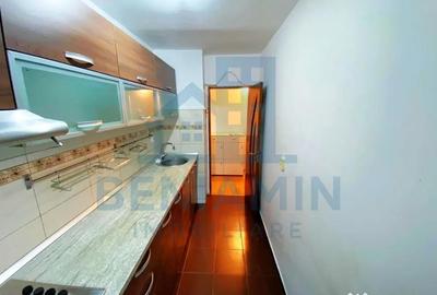 Apartament cu 3 camere semidecomandat în Craiovița Nouă - 11