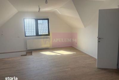 Casă cu 5 camere cu Teren 410 Mp în Domnești - 11