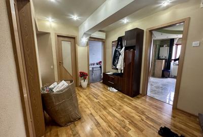Apartament 4 camere spatios central zona linistita - 9