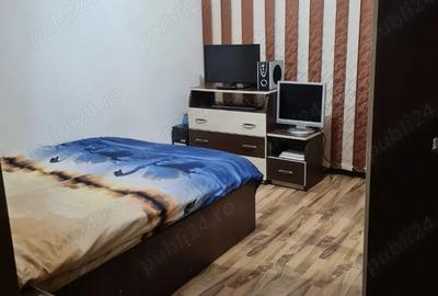 Apartament cu 3 camere decomandat în Brezoi - 2