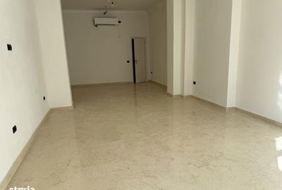 Spațiu comercial, de 35 mp, în Central