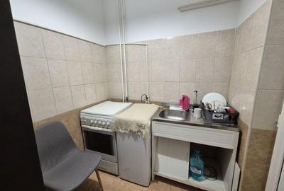 Apartament cu 2 camere semidecomandat în Universitate - 2