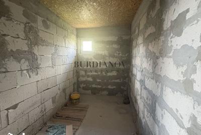 Casă cu 3 camere cu Teren 1600 Mp în Central - 18