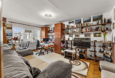 Apartament cu 3 camere decomandat, mobilat în Alfa - 4