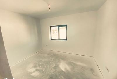 Casă cu 4 camere cu Teren 250 Mp în Ghencea - 2