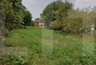 Casă cu 3 camere cu Teren 1856 Mp în Central - 9