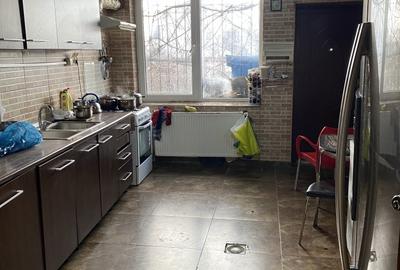 Casă cu 8 camere cu Canalizare în Afumați - 4