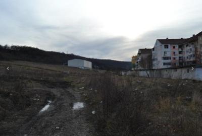 Teren Construcții intravilan de 926 mp, în Zăvoi - 3