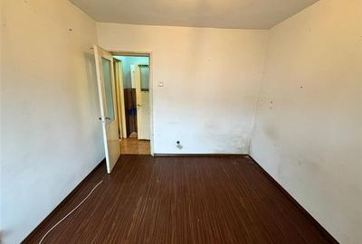 2 camere, zona sud, etaj 3/4, izolat, termopan (necesita renovare) - 8