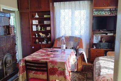 Casă cu 5 camere cu Teren 2200 Mp în Șomcuta Mare