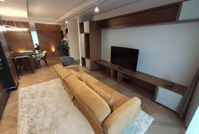 Apartament cu 2 camere semidecomandat, mobilat în Central