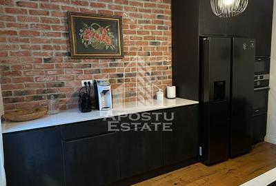 Casa individuala cu 2 locuri de parcare, 3 dormitoare, zona Fratelia