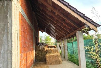 Casa la rosu, de vanzare, in Curtici, jud. Arad. - 1