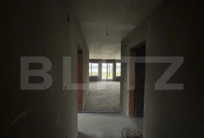 Casă cu 3 camere cu Teren 1300 Mp în Central - 5