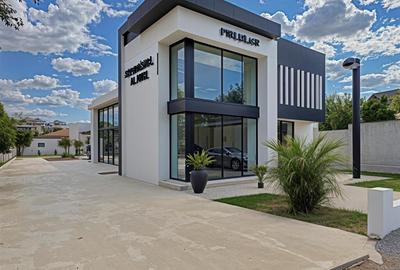 Spațiu comercial, de 283 mp, în Central