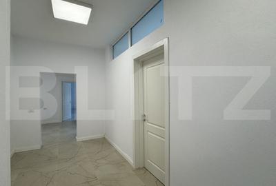 Birou, de 38 mp, în Central - 6