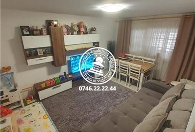 Apartament cu 4 camere, decomandat, zona Frumoasa