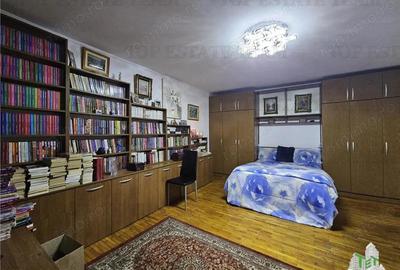 Apartament 2 camere vedere frontala la mare -Faleza Nord - 12