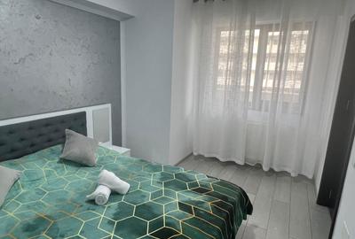 Apartament cu 3 camere decomandat în Central - 3