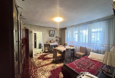 Apartament cu 3 camere semidecomandat în Berceni - 4