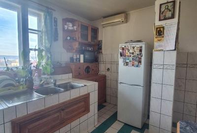 Apartament cu 3 camere semidecomandat în Central - 11