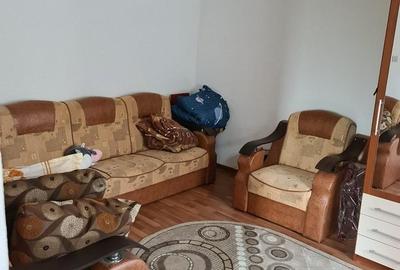 Casă cu 6 camere cu Teren 1400 Mp în Central - 12