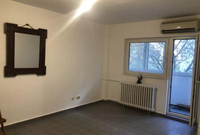 Casa batraneasca de vanzare - 2