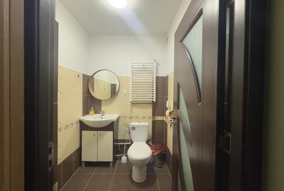 Spatiu comercial 65mp, Pasaj Nicolina - str. Carpati 1 - 14