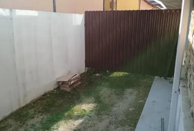 Vilă 5 camere  curte și parcare – 1 Decembrie - 12