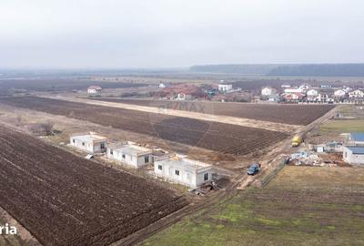 Casă cu 3 camere cu Teren 422 Mp în Central - 8