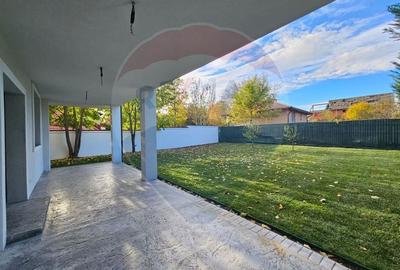 Casă / Vilă de vanzare in Snagov, langa padure, lac la 800 m, centru - 5