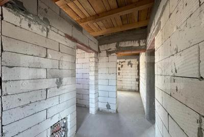 Casa semi-finisata P + M, 131 mp utili, teren 339 mp, Piel - 35