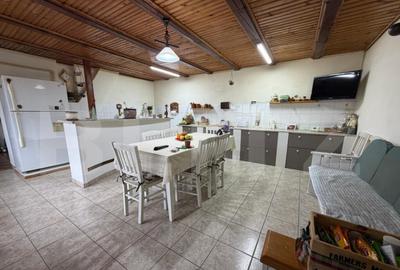 Casa de vanzare cu teren generos la doar 15 minute de - 21