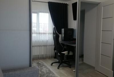 Apartament cu 2 camere decomandat în Fălticeni - 3