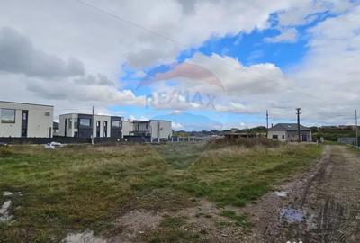 Teren de 720 mp, în Lisaura - 2