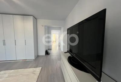 Apartament cu 3 camere decomandat în Titan - 10