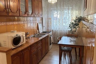 Apartament cu 3 camere decomandat în Central - 3