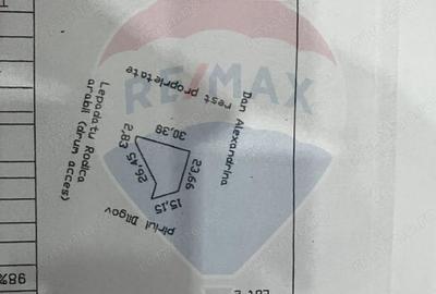 Teren de 585 mp, în Golești - 2