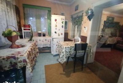 Casă cu 4 camere cu Teren 1000 Mp în Central - 8