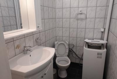 Apartament spatios de 3 camere, 2 bai, pe Bulevardul Decebal - confort si stil Apartament spatios de 3 camere, 2 bai, pe Bulevardul Decebal - confort si stil - 9