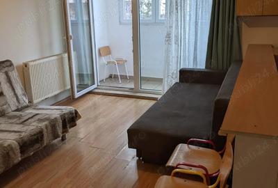 Vand ap in Flore?ti ,str Florilor ,intre case ,strada privata ,asfaltata ,suprafa?a totala 61 mp. - 10