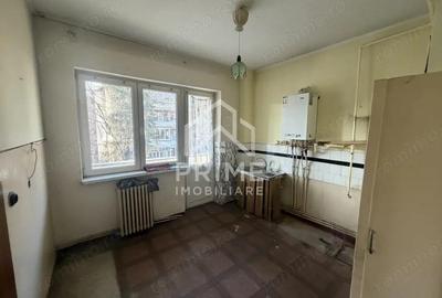 Apartament cu 4 camere decomandat în Cetate - 8